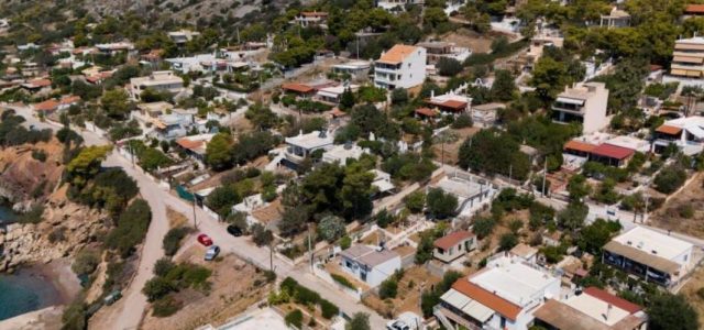 Αυθαίρετα: η τελική λύση για χιλιάδες άκυρα συμβόλαια, από φάουλ στις υπαγωγές