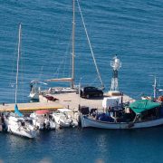 Τροπολογία: Aπαλλάσσονται τα μικρά σκάφη από τον φόρο