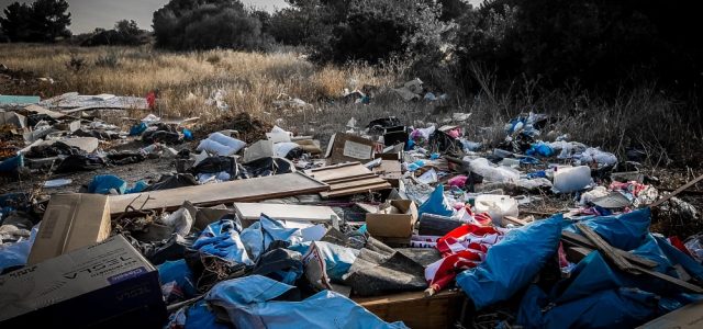 Τα σκουπίδια, η ανακύκλωση και οι «σκανδαλιάρηδες»