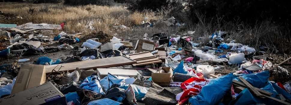 Τα σκουπίδια, η ανακύκλωση και οι «σκανδαλιάρηδες»