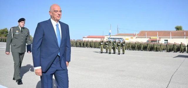 Ν. Δένδιας: Οι αλλαγές στη στρατιωτική θητεία σε εκπαίδευση, εξοπλισμό και εθελοντική στράτευση των γυναικών