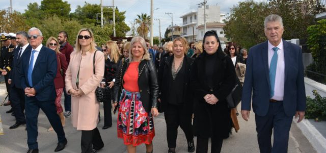 Βάσω Θεοδωρακοπούλου – Μπογρη: Η Παναγία μας ας χαρίζει σε όλους μας  υγεία, αγάπη και υπομονή!