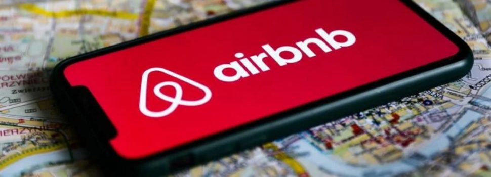 Airbnb: Καλπάζει στην Αττική – Διπλάσιες κλίνες από τα ξενοδοχεία