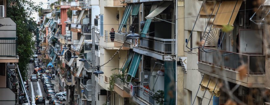 «Τα απλήρωτα κοινόχρηστα να μπλοκάρουν τη μεταβίβαση διαμερίσματος»