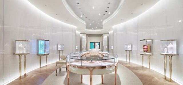 Είδη πολυτελείας: Louis Vuitton, Hermes, Rolex, Prada και Chanel τζιράρουν 215 εκατ. ευρώ στην Ελλάδα