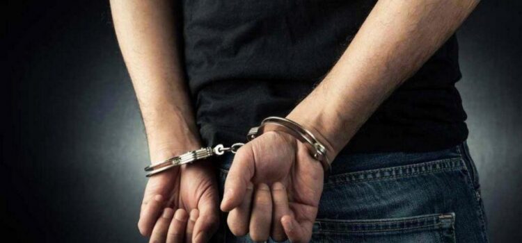 Συνελήφθη για ξέπλυμα μαύρου χρήματος εργολάβος του Δήμου – Κατασχέθηκαν τα φορτηγά του