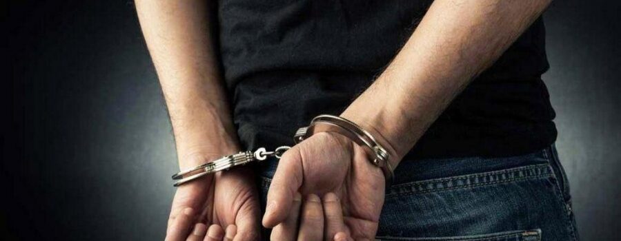 Συνελήφθη για ξέπλυμα μαύρου χρήματος εργολάβος του Δήμου – Κατασχέθηκαν τα φορτηγά του