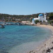 Τριγμοί στη συνοχή των μελών της διοίκησης στην κοινότητα Σεληνίων;