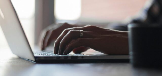 Παγκόσμιος συναγερμός: Χάκερ υπέκλεψαν 19 δισεκατομμύρια κωδικούς – Δείτε αν είναι και ο δικός σας