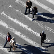 Από σήμερα οι πολίτες αξιολογούν το Δημόσιο – Πώς λειτουργεί η πλατφόρμα axiologisi.ypes.gov