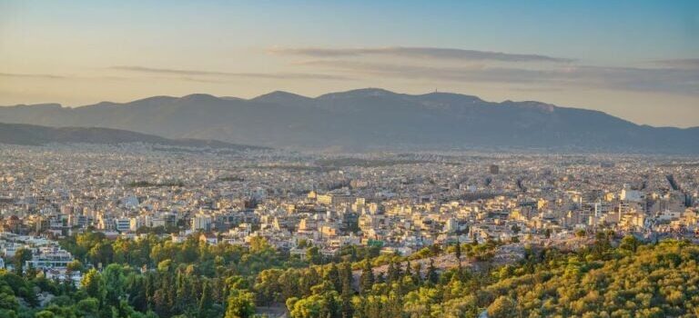 Ακίνητα: Προσπάθεια να μπει φραγμός στα «μαύρα» μισθωτήρια