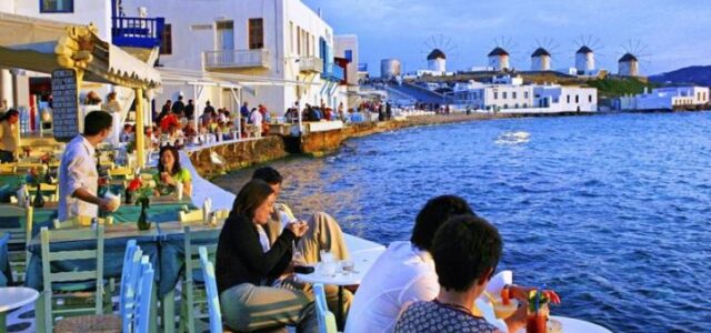 Επίδομα αδείας 2025: Πώς υπολογίζεται – Έως πότε καταβάλλετα