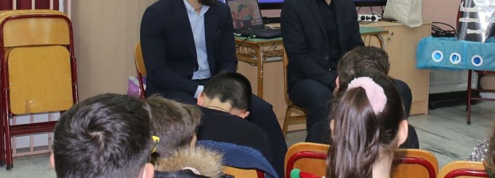 Ο Πειραιάς γράφει ιστορία στην ανακύκλωση – Κυριολεκτικά!