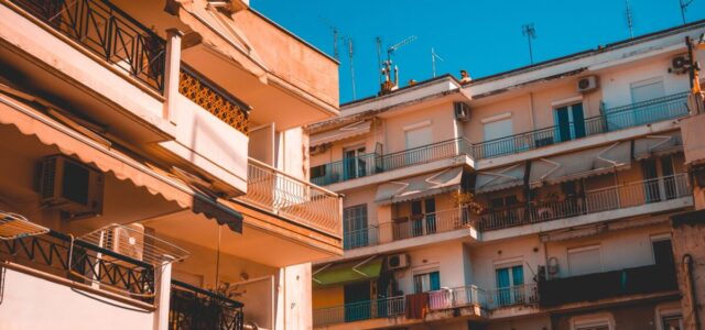 Πιο εύκολη η έξωση ενοικιαστή από το 2026 – Τι πρέπει να ξέρετε για τη νέα ρύθμιση