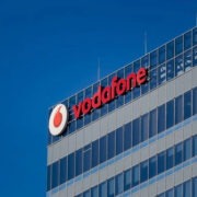 Vodafone: Καμπανάκι στους συνδρομητές για απόπειρες phishing – Τι αναφέρει