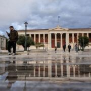 Μόνιμη ελάφρυνση για τα μεσαία εισοδήματα – Τα μέτρα που εξετάζονται