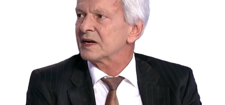 Βασίλης Βιλιάρδος: «Στουρνάρας: Υπάρχουν ακόμη κόκκινα δάνεια 80 δις € που βρίσκονται σε διαχειριστές μη εξυπηρετούμενων δανείων και ταλαιπωρούν ακόμα χιλιάδες επιχειρήσεις και νοικοκυριά. Εμείς αυτά τα 80 δισεκατομμύρια θέλουμε να μειωθούν πολύ γρηγορότερα. Γιατί; Διότι πρέπει να απελευθερωθεί όλος αυτός ο κόσμος, όλες αυτές οι επιχειρήσεις».