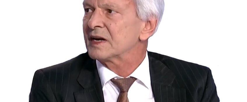 Βασίλης Βιλιάρδος: «Στουρνάρας: Υπάρχουν ακόμη κόκκινα δάνεια 80 δις € που βρίσκονται σε διαχειριστές μη εξυπηρετούμενων δανείων και ταλαιπωρούν ακόμα χιλιάδες επιχειρήσεις και νοικοκυριά. Εμείς αυτά τα 80 δισεκατομμύρια θέλουμε να μειωθούν πολύ γρηγορότερα. Γιατί; Διότι πρέπει να απελευθερωθεί όλος αυτός ο κόσμος, όλες αυτές οι επιχειρήσεις».