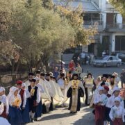 Τίμιο Ξύλο και Άρραφος Χιτώνας του Κυρίου μας στην Ι. Μητρόπολη Πειραιώς