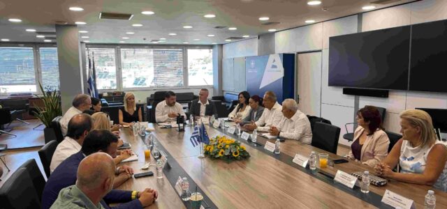 Νίκος Χαρδαλιάς στην πρώτη σύσκεψη με τους νέους Αντιπεριφερειάρχες: «Όλοι μας είμαστε στρατιώτες που καλούνται να υπηρετήσουν τους πολίτες» 