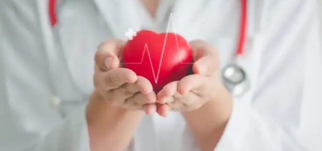 Οι 6 συστάσεις των καρδιολόγων για να έχουμε υγιή καρδιά για πάντα