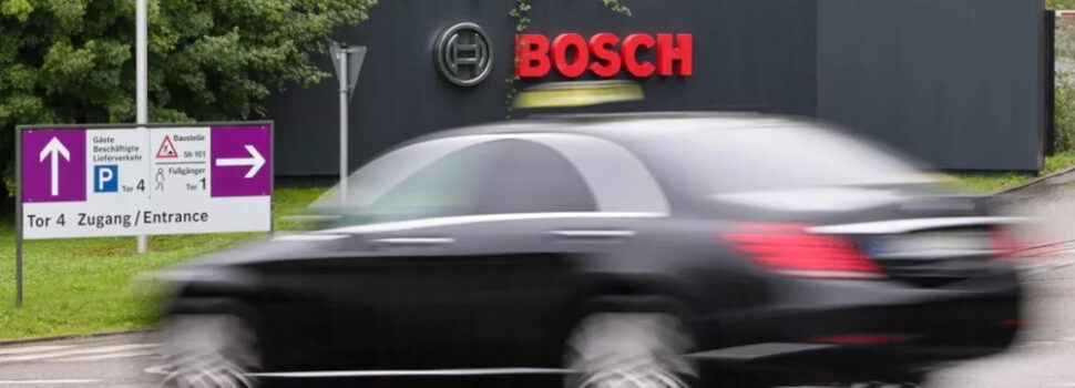 Το τέλος… του τέλους των συμβατικών κινητήρων: Η απροθυμία των πολιτών να «αγκαλιάσουν» την ηλεκτροκίνηση κλονίζει την αυτοκινητοβιομηχανία