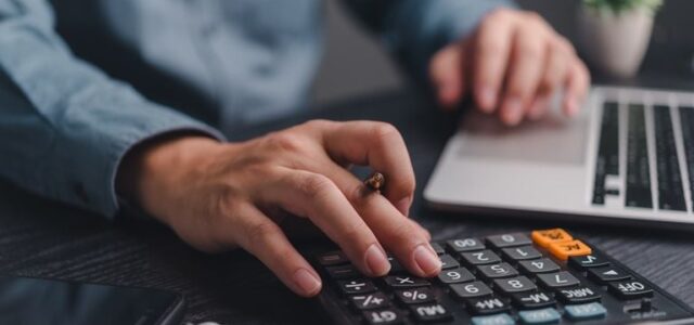 «Ζεστό – κρύο» για εκατοντάδες χιλιάδες αυτοαπασχολούμενους