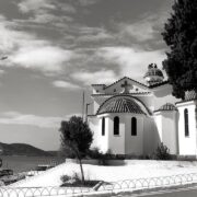 Ακόμα και σήμερα, η εξουσία φοβάται τη λέξη «αντίσταση» πιο πολύ από τη λέξη «κατοχή»