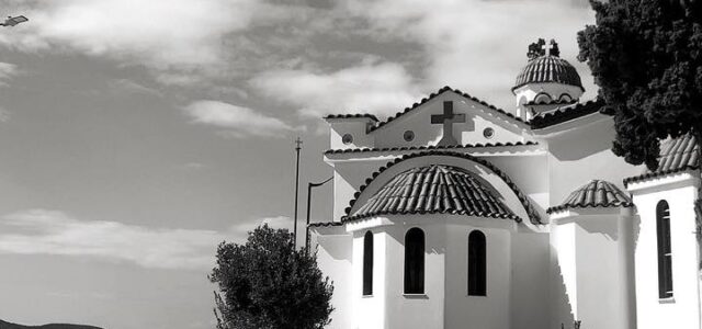 Ακόμα και σήμερα, η εξουσία φοβάται τη λέξη «αντίσταση» πιο πολύ από τη λέξη «κατοχή»