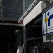 ΕΟΔΥ: Ίδρυση γραφείου εντοπισμού fake news για τα εμβόλια – Ξεκινά η διάθεση φαρμάκων υψηλού κόστους από ιδιωτικά φαρμακεία