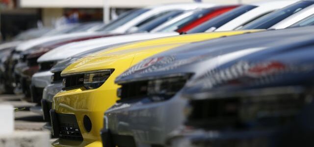 Τι αλλάζει για τα παλιά αυτοκίνητα – Ποιοι κινδυνεύουν με πρόστιμα έως 300 ευρώ την ημέρα