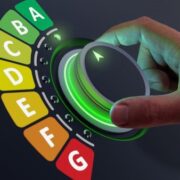 Εξοικονομώ-Ανακαινίζω για Νέους: ανοίγει η πλατφόρμα για Ταυτότητα Κτιρίου