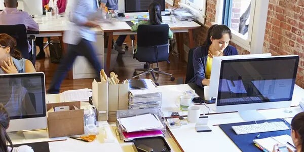 Οι μάξιμουμ μέρες που μπορεί μια επιχείρηση να κρατήσει για 13 ώρες έναν εργαζόμενο σε ένα έτος