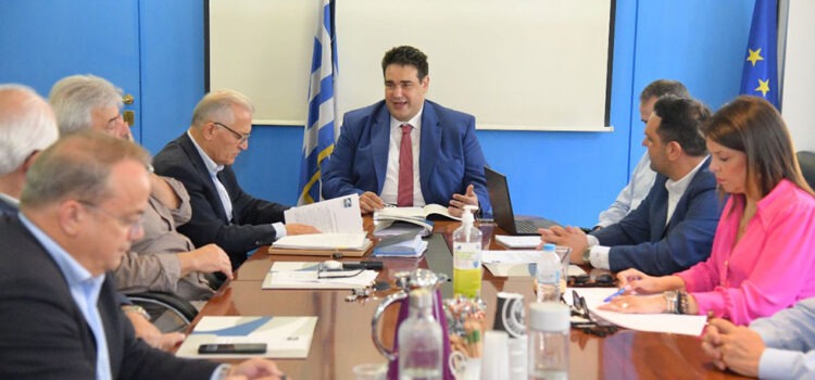 Λιβάνιος σε ΚΕΔΕ: “Πετσοκομμένη” έκτακτη επιχορήγηση & “μπαλάκι” σε Πιερρακάκη – Τι είπε για Κώδικα