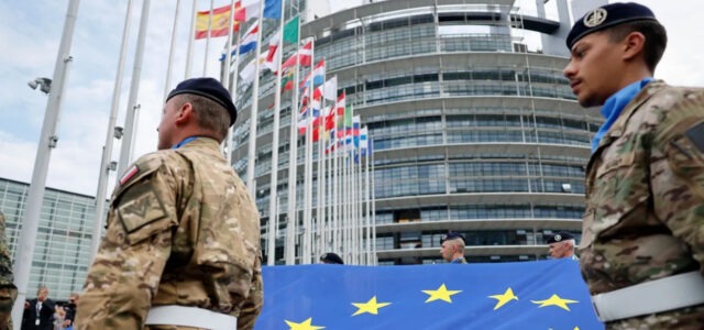 «Αμυντική Ετοιμότητα έως το 2030»: Το σχέδιο της Ευρώπης για drones, πυραύλους και κυβερνοάμυνα