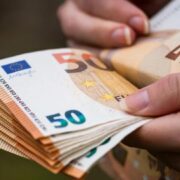 Έρχονται έως 120 δόσεις για ληξιπρόθεσμα χρέη – Ρύθμιση για επιχειρήσεις και επαγγελματίες