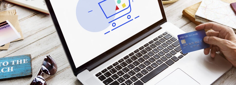 Η ψυχολογία πίσω από τις συνεχείς διαδικτυακές αγορές. Τι ωθεί τους ανθρώπους να αγοράζουν αλόγιστα πράγματα που δεν χρειάζονται ;