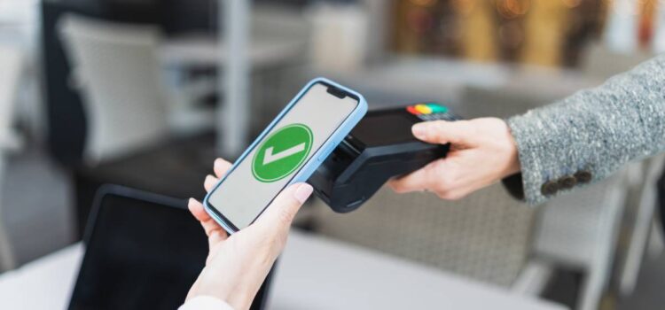 Κάρτες και e-payments: Πώς θα κερδίσουν έκπτωση φόρου οι πολίτες και το 2026
