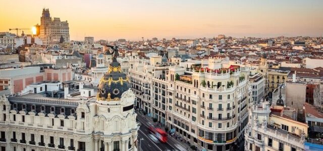 Ψάχνουν αντίδοτο στο έλλειμμα 900.000 κατοικιών