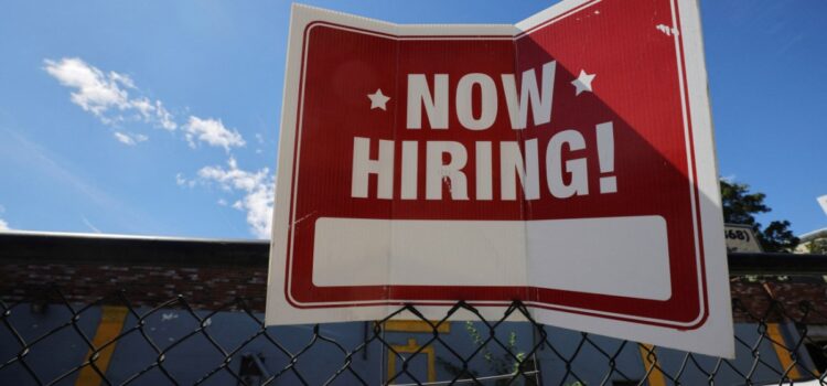 Mην το παίρνετε προσωπικά, απλά σας έκαναν… εργασιακό ghosting – Η τάση που φθείρει την επαγγελματική αυτοπεποίθηση