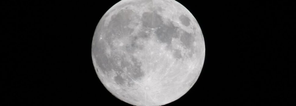 Ανατροπή από νέα μελέτη: Τι βρήκαν στο κέντρο της Σελήνης – Έκπληκτοι οι επιστήμονες