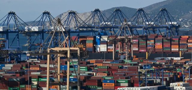 Τα «Ελευσίνια Μυστήρια», το λιμάνι, οι ΗΠΑ και ο ανταγωνισμός με τον Πειραιά και την Cosco