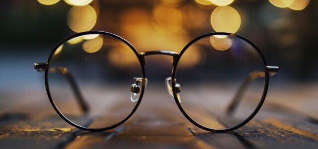 ΕΟΠΥΥ: Τι ποσό δικαιούσαι για γυαλιά οράσεως και φακούς επαφής