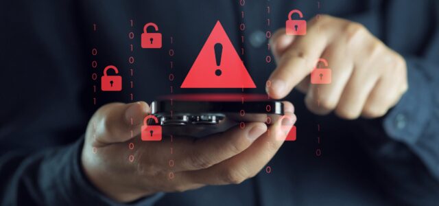 Σας έχουν χακάρει το κινητό; Τα σημάδια που δεν πρέπει να αγνοήσετε