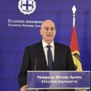 Επτά νέα μέτρα για τους στρατιωτικούς ανακοίνωσε ο Νίκος Δένδιας – Τι αλλάζει για τις οικογένειες