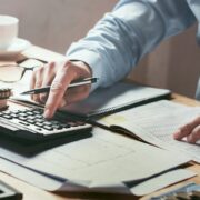 Φόρος κληρονομιάς: Τα μυστικά για τις δηλώσεις, τις προθεσμίες και τις δόσεις