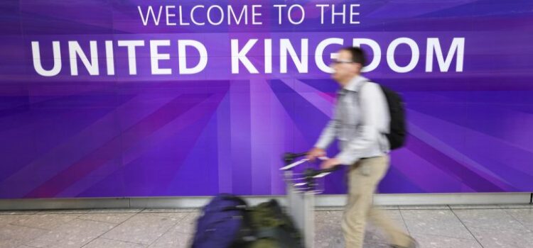 Ηλεκτρονική άδεια ταξιδιού θα απαιτείται για είσοδο στο Ηνωμένο Βασίλειο