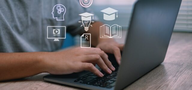 Η γενιά που δεν φοβάται το AI: Πώς οι φοιτητές μαθαίνουν να δουλεύουν μαζί με την τεχνητή νοημοσύνη