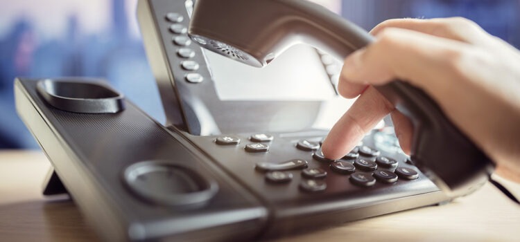 Τι πάει στραβά σε τηλεπικοινωνίες και ταχυδρομεία – Από λογαριασμούς μέχρι απώλειες δεμάτων