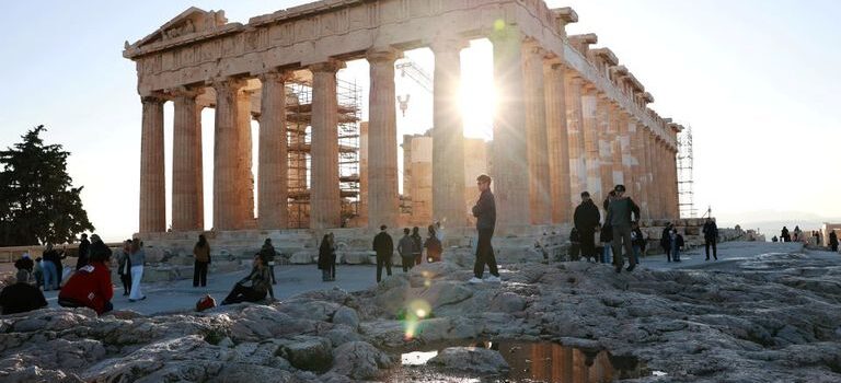 Όλο και περισσότεροι τουρίστες στη Μεσόγειο και τον χειμώνα